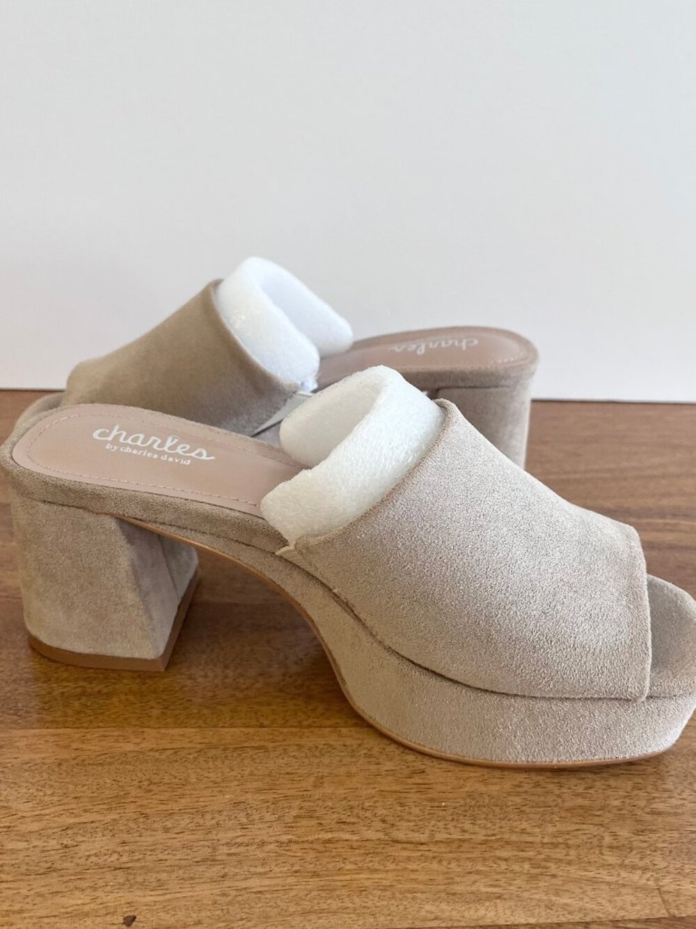 Charles by Charles David Elyse Platform Taupe Vegan Suede Sandal Mule Slide 5.5 - Picture 6 of 11